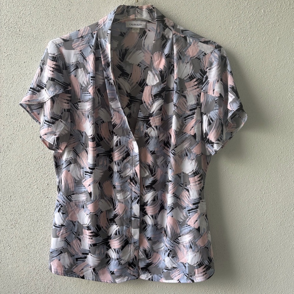 Calvin Klein V-Neck Short Petal Sleeve Size L‎ Popover Top Office Career Teacher